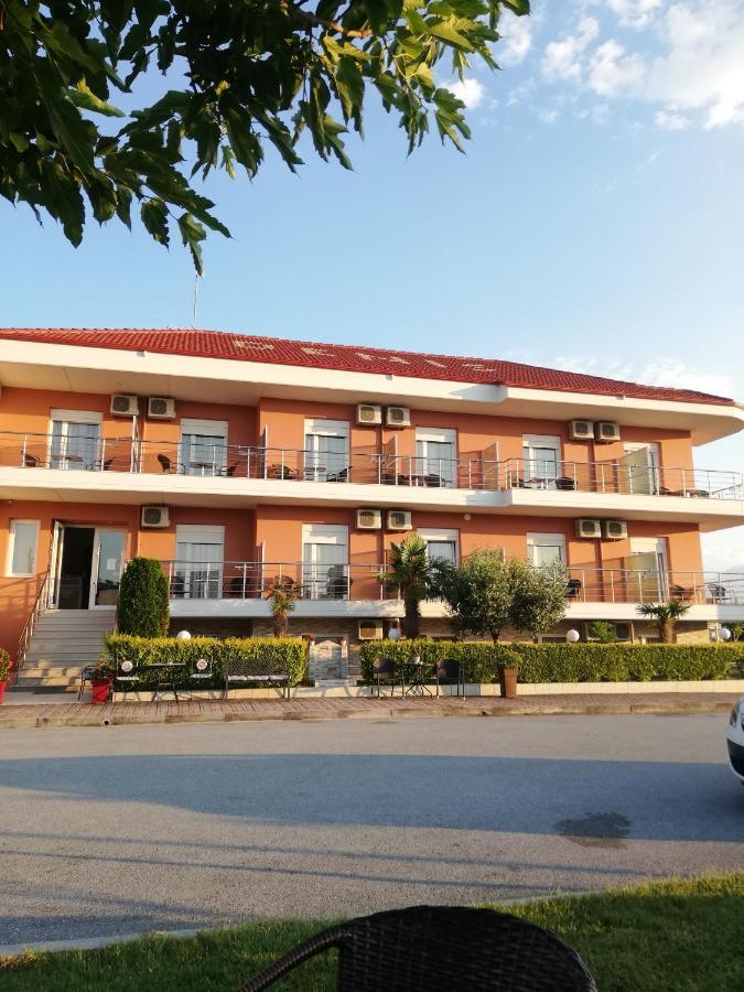 Paralía Denis Studios And Apartments מראה חיצוני תמונה
