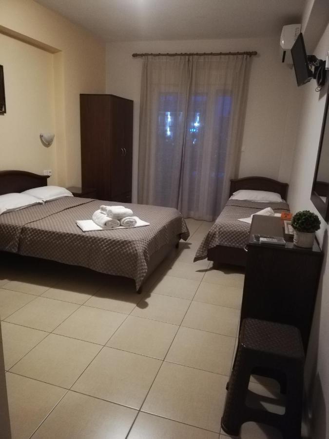 Paralía Denis Studios And Apartments מראה חיצוני תמונה